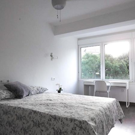 Carihuela Beach Suite Apartment Торремолінос Екстер'єр фото