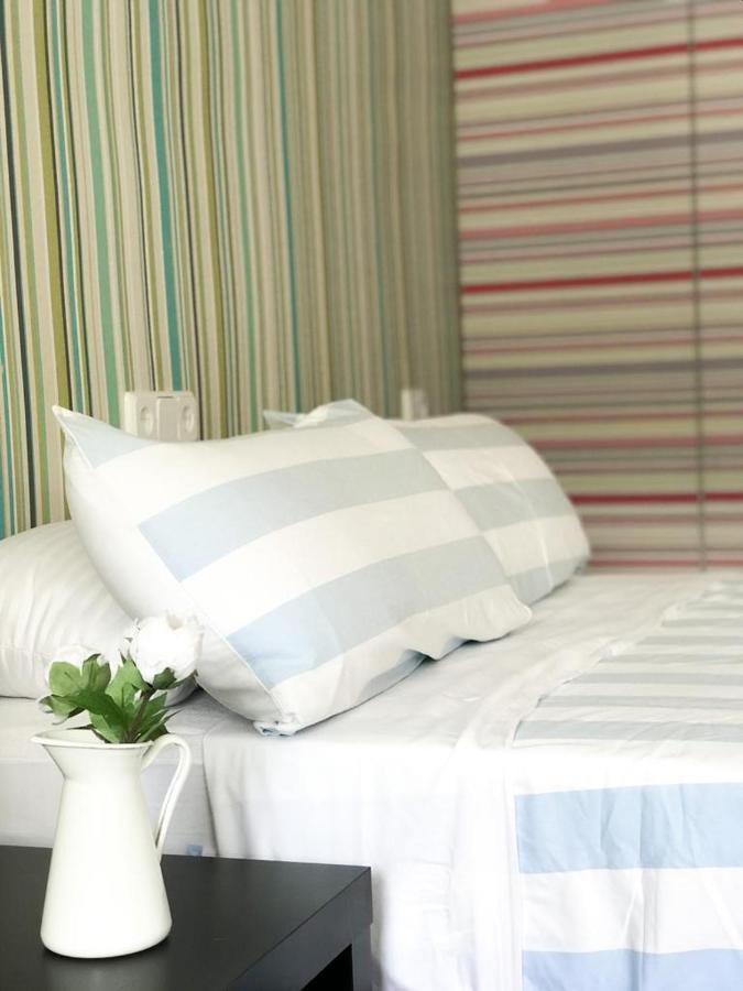 Carihuela Beach Suite Apartment Торремолінос Екстер'єр фото