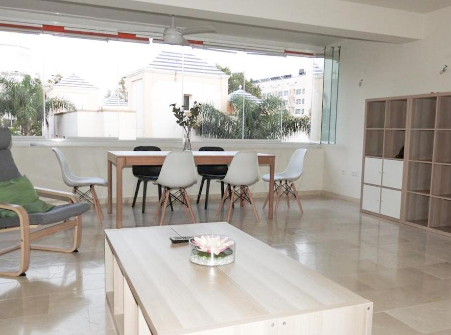 Carihuela Beach Suite Apartment Торремолінос Екстер'єр фото