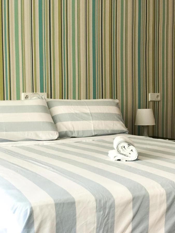 Carihuela Beach Suite Apartment Торремолінос Екстер'єр фото